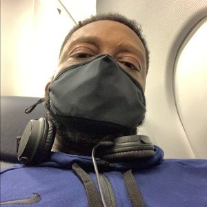 Meet your Posher, Derrick